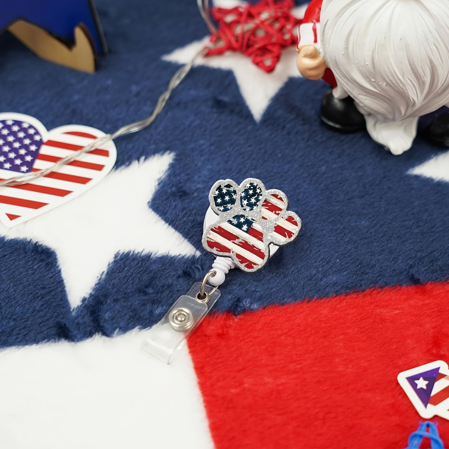 Patriotic Dog Paw Badge Reel with Alligator Clip - 4th of July Retractable ID Holder, Stars and Stripes Design for Nurses, Teachers, Students & Office Use
